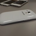 端末の造形や、コーティングによる表面処理などがiPhoneと並び秀逸である。