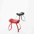 尾方釿一氏と仙台の伝統工芸「東北工芸」のがコラボしたBEAN STOOL