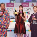 高田純次、豊田エリー、夏木マリの3人でワインをアピール