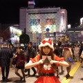 東京・渋谷の街にサンタクロース姿で現れた中川翔子