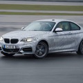 BMWの自動運転技術搭載車（2シリーズクーペ）