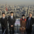 （左から）キム・ソンス監督、西島秀俊、真木よう子、伊武雅刀