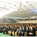 新入生約7000人が参加する東大阪・奈良キャンパスの入学式