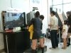 さとう珠緒がネットワークゲームやNOVAお茶の間留学を実演−アクアシティ「TEPCO SQUARE」