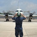 捜索に参加する米海軍機（3月17日、クアラルンプール）　(c) Getty Images