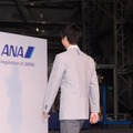 ANAグループの新制服デザイン