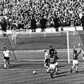 1966年ワールドカップイングランド大会決勝、イングランド3点目、疑惑のゴール　(c) Getty Images