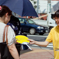 「やめましょう、歩きスマホ。」キャンペーン（7月26日、東京都墨田区）