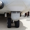機首には前方監視用の赤外線センサーを装備。