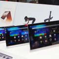 YOGA Tablet 2シリーズのAndroid版3モデル。一番右が13.3インチの「Pro」