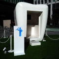 東京オフィス街に“ハミガキ男子”増える!?　公衆歯みがきブースを設置 画像
