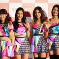 E-girls 鷲尾伶菜、藤井夏恋、藤井萩花、楓