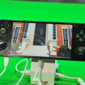 中国のMVNO・Snailが展示したゲーム機一体型のスマホ「W3D」