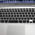 ブラックのキー仕様のキーボード