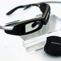 「SmartEyeglass」を開発者向けバージョンが3月10日に発売