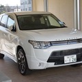 三菱 アウトランダーPHEV