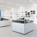 オプテックスグループの過去から最新の製品までを展示