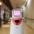 パナソニックの自律搬送ロボット「HOSPI」、シンガポールの総合病院に導入 画像