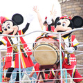 「おんどこどん！」／東京ディズニーランドの「ディズニー夏祭り」