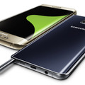 Galaxy S6 edge+（左側）とGalaxy Note5（右側）