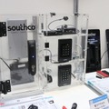 9月に開催された「自動認識総合展」でのサウスコジャパンの製品展示の数々。各種電子アクセスソリューションを手がけている（撮影：防犯システム取材班）