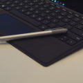 SurfaceペンとSurface Pro 4。貧弱だったキーボードがしっかりした構造になった。独立型キーボードのパンタグラフ構造を採用