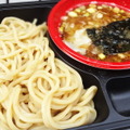 【くり山】つけめん　実店舗と同じ提供メニューとなっている。