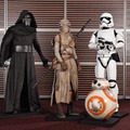 カイロ・レン、レイ、フィン、BB-8の等身大フィギュア