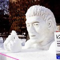 【動画】今年の雪まつりに現れたのは？ 「巨人」や五郎丸も雪像で出現