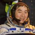 地上へ帰還した直後の油井宇宙飛行士（出典：JAXA/NASA/GCTC/Andrey Shelepin ）