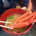 焼き牡蠣、白子鍋からシェフの魚介料理まで！都心の「さかな祭り」に長蛇の列