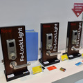 非接触IC電子錠「Fe-Lock Light」は本展示会で初公開された「Fe-Lockシリーズ」の新製品。展示された実機を多数の来場者が操作していた（撮影：防犯システム取材班）