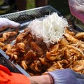 クロコダイルのタンを味噌炒めに