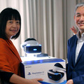 家庭用ゲームでVR遊べる時代に…「PlayStation VR」発売開始―山田孝之も「帰ってすぐやる」