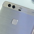 「HUAWEI P9」シリーズの最大の特徴となっているのが、老舗カメラメーカーのライカ社と共同開発した背面のデュアルカメラ