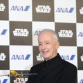 ANA、特別塗装機「C-3PO ANA JET」公開！アンソニー・ダニエルズも登場