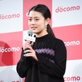 ブルゾンちえみ、新CMで綾野剛の妹役に！「贅沢な役だなと思った」