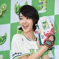 剛力彩芽、始球式でリベンジ狙うも悔しさをにじませる「40点くらい」