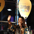桐谷健太が浦島太郎姿で「渋谷盆踊り大会」に登場！「海の声」など披露