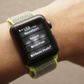 AirPodsやBeatsのW1チップを内蔵するヘッドホン・イヤホンは、Apple Watchとのペアリングを記憶してくれるので、繰り返し使う時にとても便利。デバイスの切り替えも簡単にできる