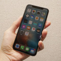 Face IDを搭載したiPhone X