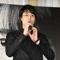 桐谷美玲、鈴木伸之にネックレスを後ろからつけてもらい緊張！「とてもドキドキしました」