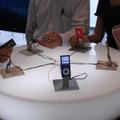 店内に並ぶ第4世代iPod nano