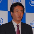 　インテルは16日、ハイエンドサーバ向けのCPU「インテル Xeon プロセッサ 7400番台」（開発コード：Dunnington）を発表した。7モデルを用意し、コアは6つまたは4つ、動作周波数は2.66GHzから2.13GHz、3次キャッシュは8Mバイトから16Mバイトとなっている。