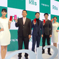 OPPO Japanの河野氏（中央左）、トウ氏（中央）、カメラマンの角田氏（中央右）