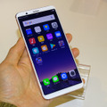 OPPOのAndroidスマホ「R11s」