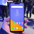 19：9のノッチディスプレイを採用した新「ZenFone 5」