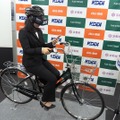 「自転車ながらスマホ」がもたらす致命的なロス……KDDI、VRで危険性を啓蒙