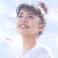 足立佳奈、NHKのキャンペーンオリジナルソングを歌う