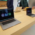 最新のMacやiPhone、iPadなどが勢揃いする